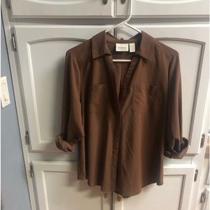 Brown blouse size 0, fits like a medium, bundle and save 3 $10 items for $20